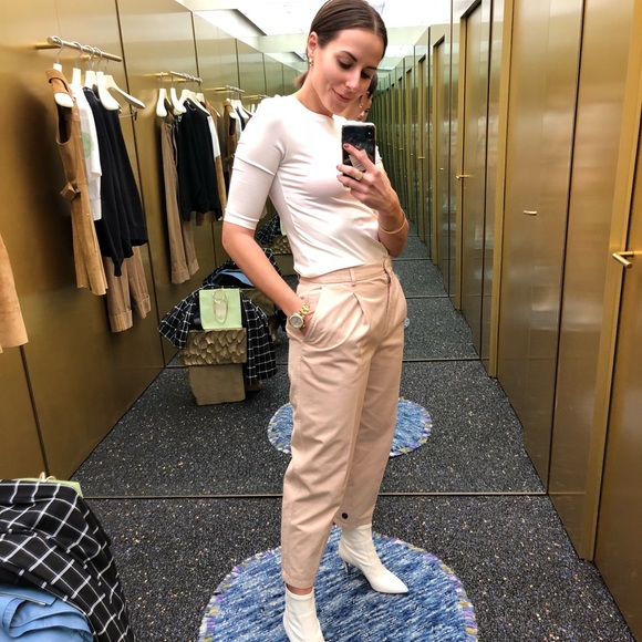 Hey, I’m Lo! - Picture 2 of 4